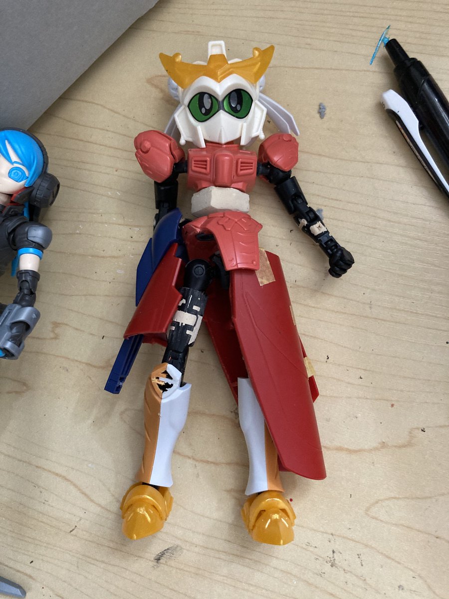 fleet_4's tweet photo. #唐突に作りかけの制作途中画像
さて、なんのことだったかなぁ…… https://t.co/SgjNJMqsyT