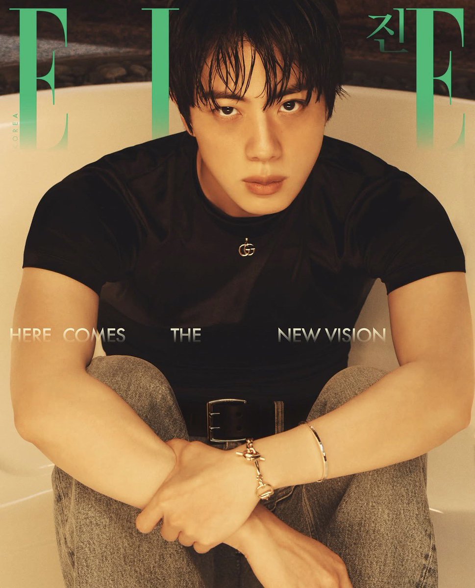 CNNBLECTER's tweet photo. La cura para la soledad humana es un hombre como kim seokjin https://t.co/Rph03Dgcg5