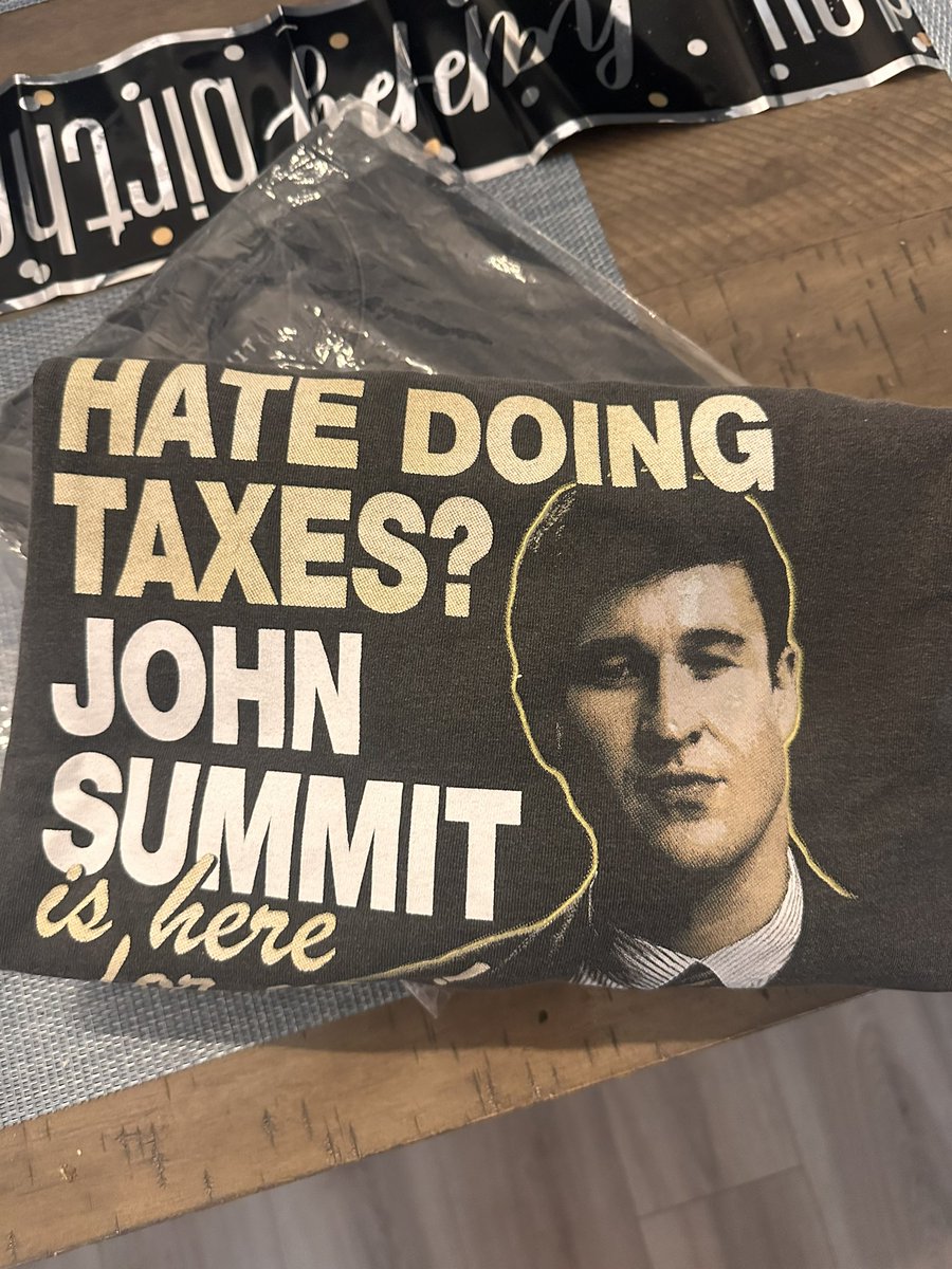 Mands04__'s tweet photo. @johnsummit hi bestie! Trying to exchange these for smaller sizes but merch team isn’t replying 😭 (probs super busy) 🫶 https://t.co/rOgrjFAl34