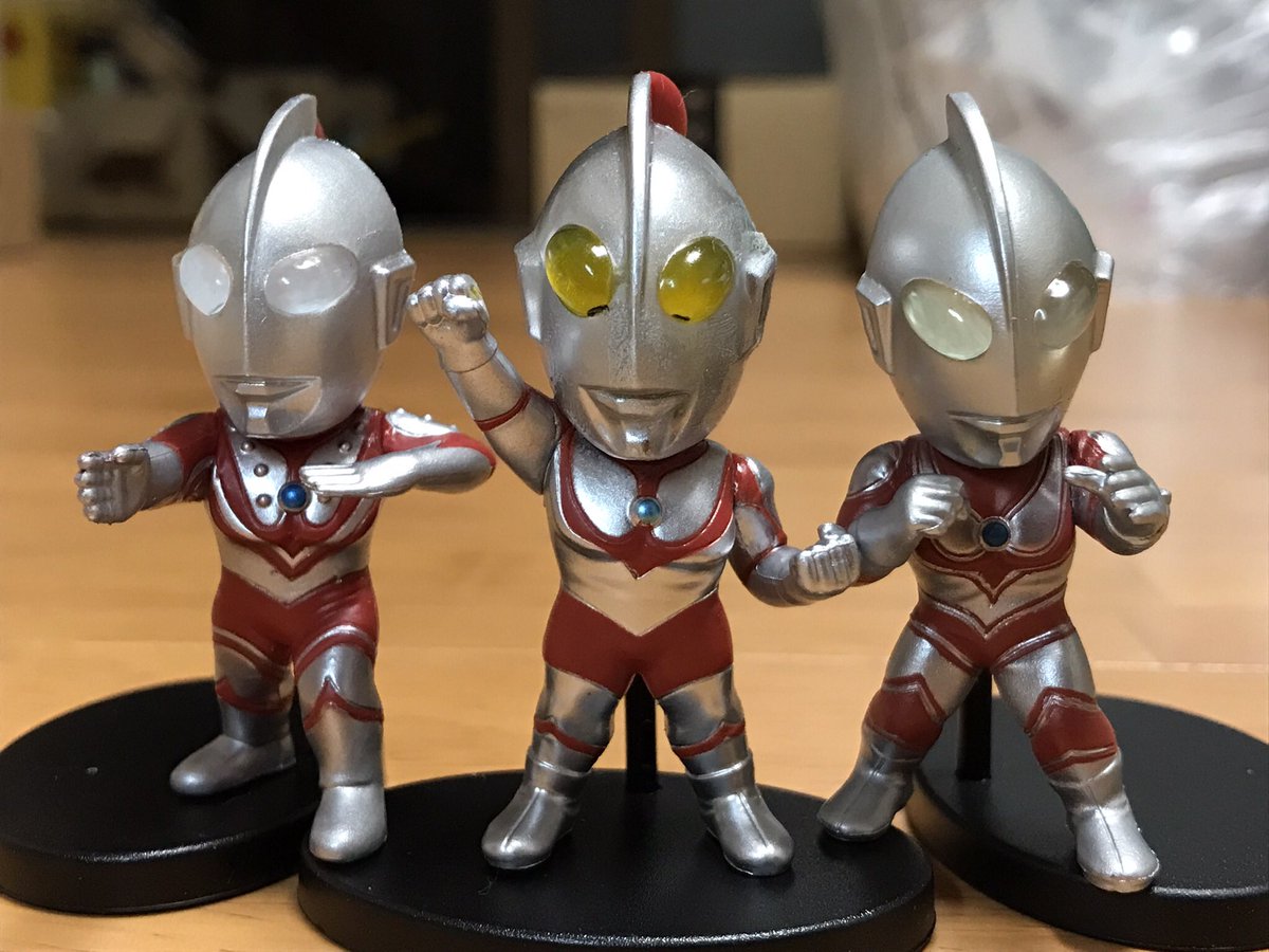 x027's tweet photo. ウルトラマンの日、ということで。
　ウルトラマン、色々いるけど、私の中ではこの顔だな。
　量産型ウルトラマンなんて呼ばないで(笑)

#ウルトラマンの日
#ウルトラマン
#帰ってきたウルトラマン
#ウルトラマンジャック
#ゾフィー https://t.co/66LlMXV1gS