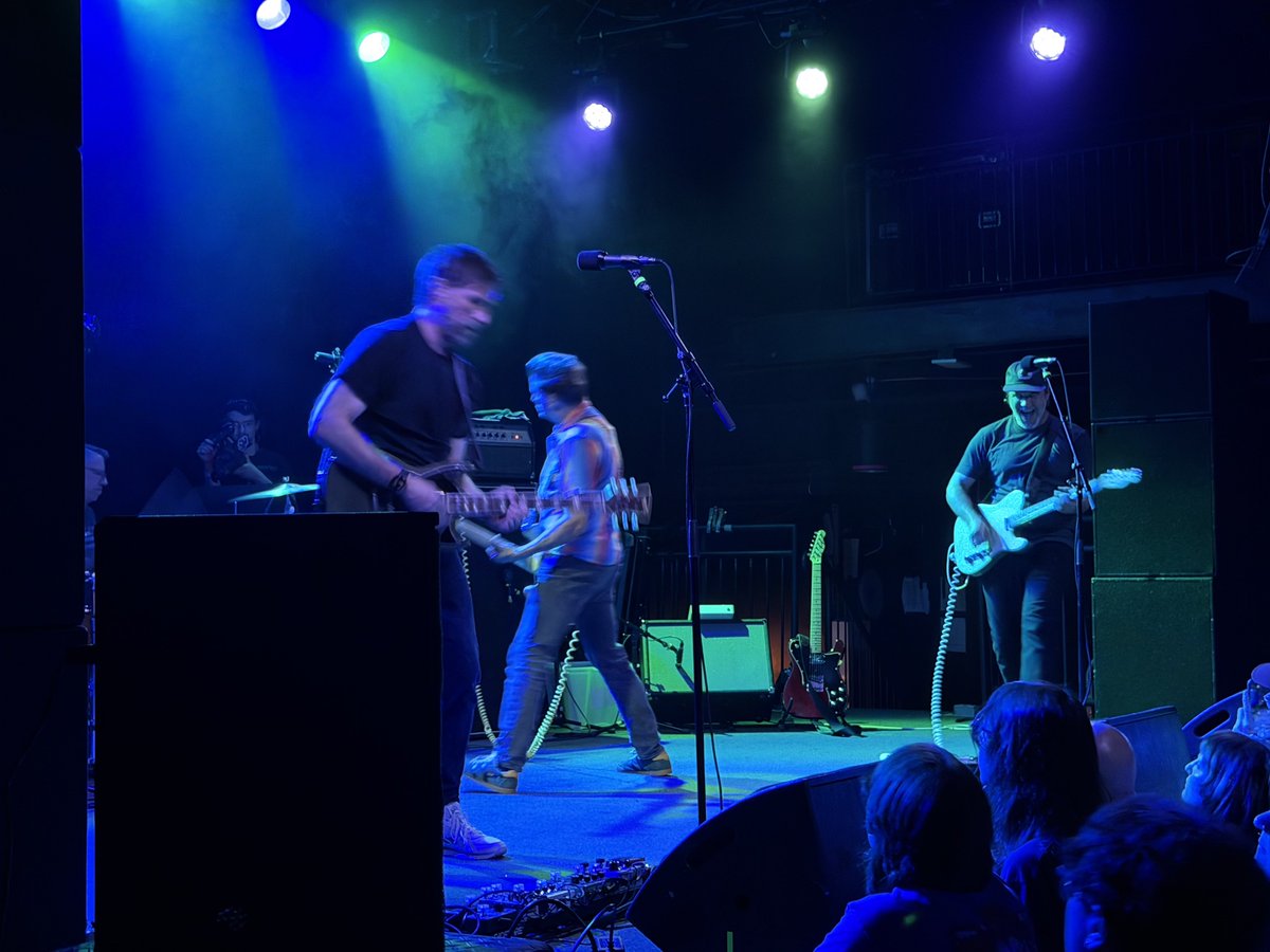 tape's tweet photo. hello the band The Shyness Clinic https://t.co/uHKVJDsGZ3