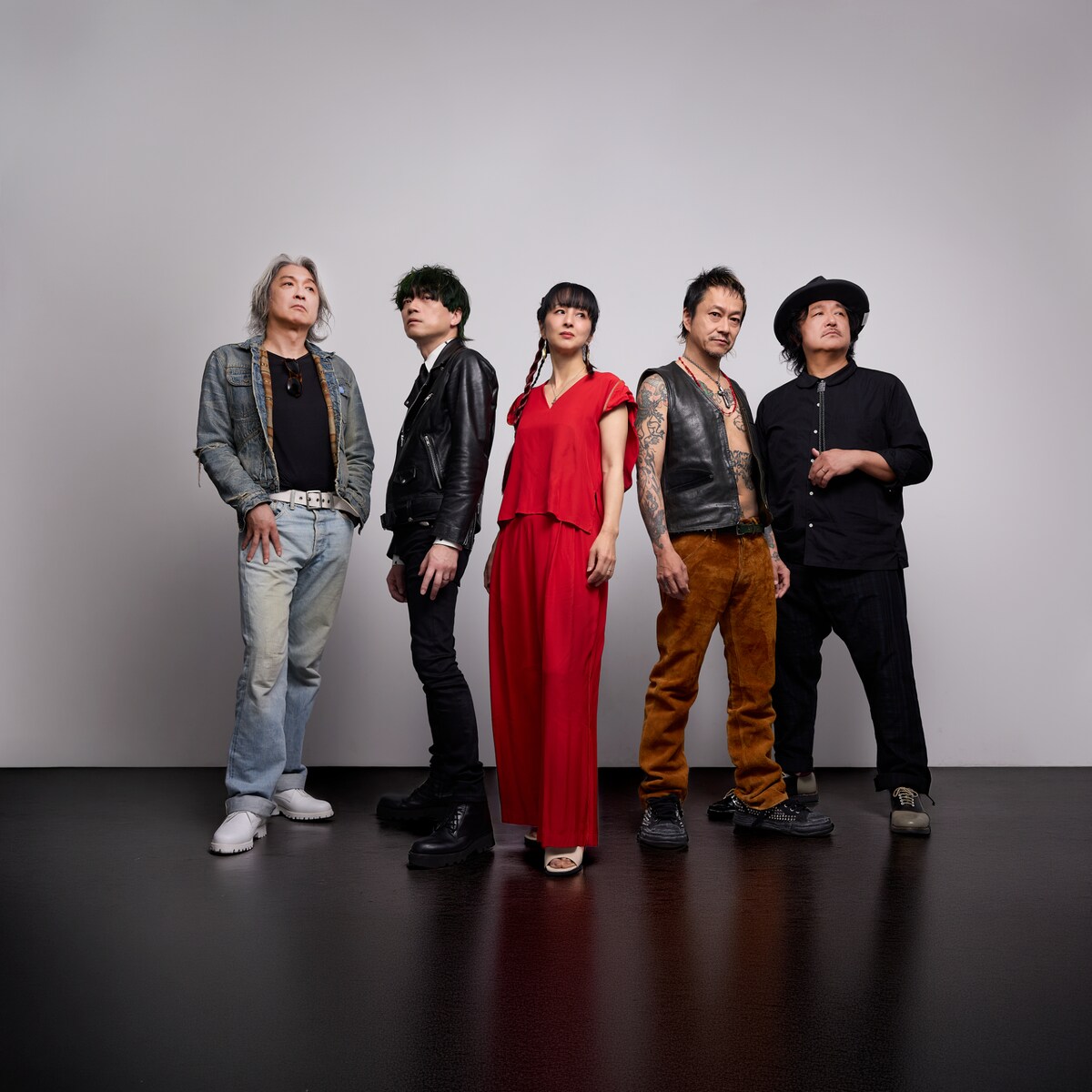 natalie_mu's tweet photo. 中村達也率いるLOSALIOS、21年ぶりのアルバムは「太陽系の鳥たち」
https://t.co/vr0wf6Qsio

#LOSALIOS https://t.co/bXYwvbngtT