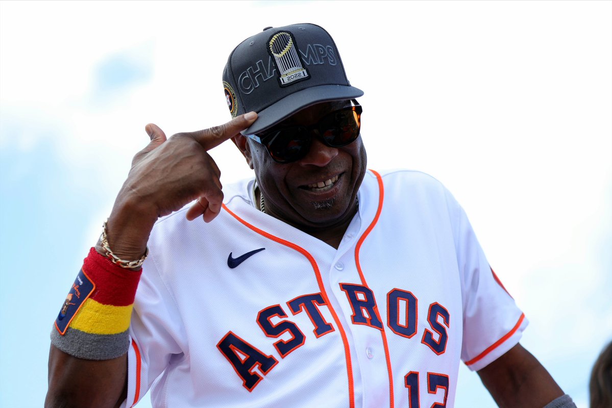PapiNolan's tweet photo. @DANMATHEWSHOU I miss ol Dusty!  Idc what others think, Dusty was the man! https://t.co/y8U1yWxXtE