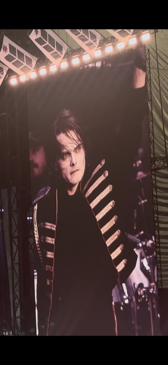 Gothopolis's tweet photo. Last night was absolutely amazing I still can’t believe I got to see them live, it was worth the heat loved it 🥰
#mcrwembly https://t.co/BXYozib3Qn