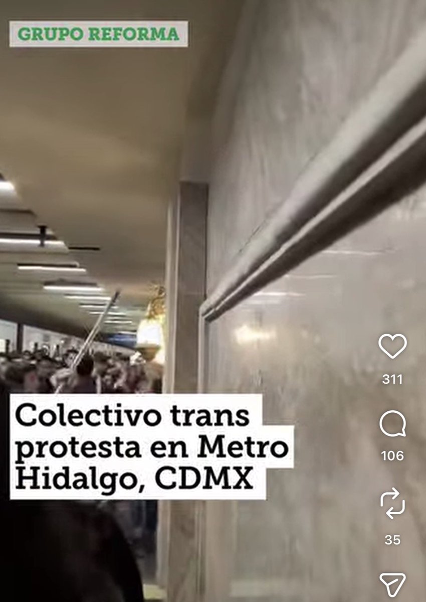 arnemx's tweet photo. ¿Cómo se escribe?

A: Rompieron los putos candelabros del metro Hidalgo.

B: Rompieron los putos, candelabros del metro Hidalgo. https://t.co/aNUxeFnEtl