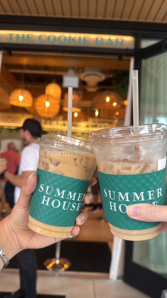 centralfleatz's tweet photo. Thursday pick me up ☕️ feat iced lattes from Summer House on The Lake in Disney Springs! @WDWDowntown https://t.co/zAUidYhgq4