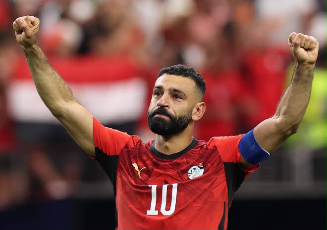 5_khalefa's tweet photo. #نطالب_بمكافاءت_للاعبي_المنتخب  المنتخب ده يستاهل مكافاءت كبيره علي الانجاز ده وا��له فين رجال الاعمال ؟ https://t.co/ktNYAtaG7H