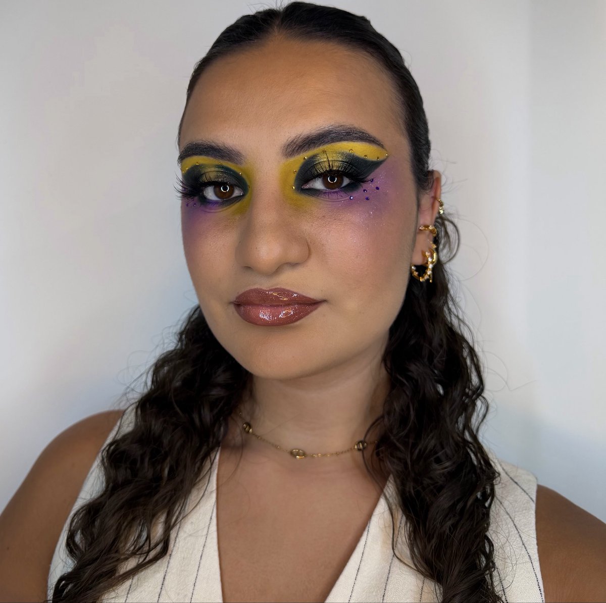 mxxnligans's tweet photo. makeup ib : K•POPS! ❇️🫰🏼💜 #andersonpaak #kpops #netflix #makeup https://t.co/PLOUzeWC0y