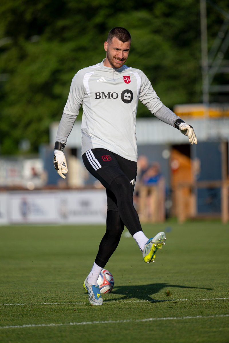TorontoFC's tweet photo. reps in 💪 https://t.co/fAJD5Rhe9b