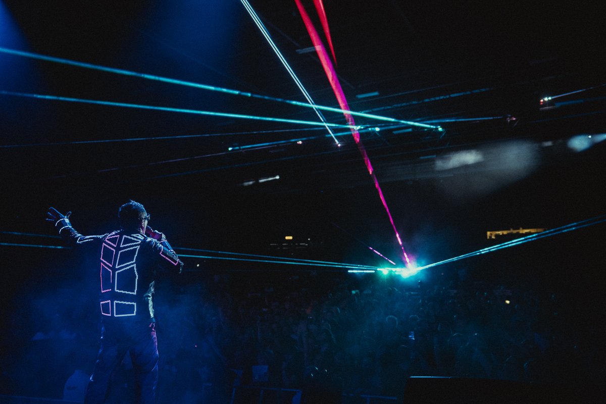 GermaniaAmp's tweet photo. The Wow! Signal Tour is officially underway. Don't miss your chance to catch Muse live when they come to Austin on August 15 at Germania Insurance Amphitheater. Get your tickets now ➡️ https://t.co/kV9i2VdQYY https://t.co/t73Ak9ISt7