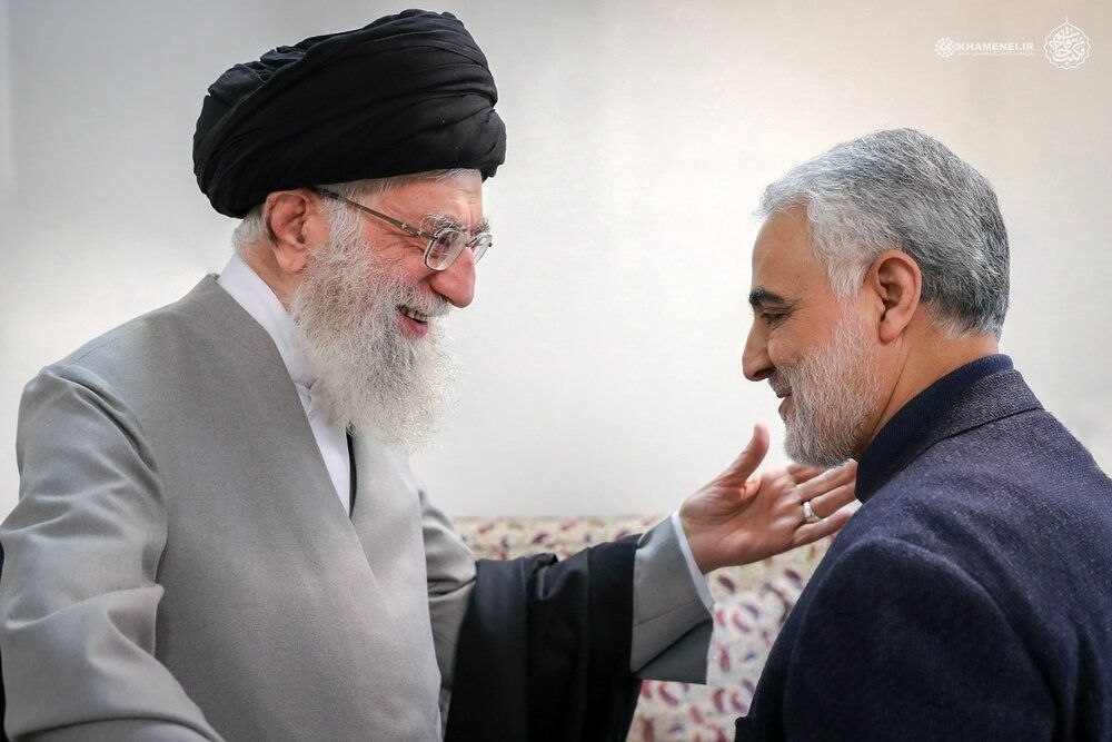 Mahdib844's tweet photo. ان‌شاءالله خدا کاری کند که در قیامت هم خیلی رفیق باشیم

در دنیا با هم خیلی خوب بودیم، خیلی رفیق بودیم، خدای متعال کاری کند که در قیامت هم همین جور باشد، خیلی خوب باشیم، خیلی خوب باشد با ما، خیلی رفیق باشد با ما ان‌شاءاللّه.

امام شهـید سید علی خامنه‌ای 
#باید_برخاست 
#خمینی_مشهد https://t.co/qVqZJKD5W9
