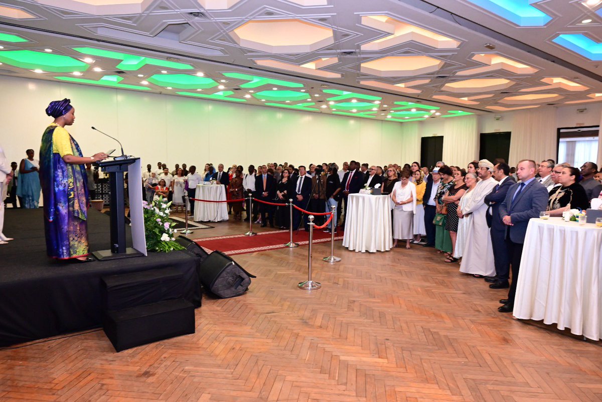 RwandainMorocco's tweet photo. This evening in Rabat, the Embassy of Rwanda in Morocco, in collaboration with the Rwandan community living in Morocco, hosted the 32nd celebration of Rwanda’s Liberation Day #Kwibohora32.

The event brought together more than 300 people including Moroccan officials, members of the diplomatic corps, civil society representatives, partners, and friends of Rwanda, all united in honouring this historic day.

In her remarks, Ambassador @umutonishakilla recalled that 32 years ago, Rwanda endured one of the darkest chapters in its history with the 1994 Genocide against the Tutsi, which claimed the lives of more than one million innocent people in just 100 days. She stressed that this tragedy remains a universal reminder of the devastating consequences of hatred, division and intolerance. 

She also paid tribute to the decisive role of the Rwanda Patriotic Army, under the command of President Paul Kagame, whose intervention stopped the genocide, saved lives and liberated Rwanda, paving the way for the country’s reconstruction, unity and renewal.

H.E. Ms. Nadia Fettah Alaoui, Minister of @financesmaroc , who was the guest of honor representing the Moroccan government, congratulated the people and government of Rwanda on the occasion of Liberation Day, wishing them peace, progress and prosperity.

“Morocco salutes the remarkable progress achieved by Rwanda under the leadership of H.E ¨Paul Kagame” The Minister recalled
“Rwanda is unquestionably Africa’s success story, one that conforts Morocco in its vision for the continent” she emphasized.

The evening was further enriched by a vibrant performance by the Rwandan community’s cultural troupe in Morocco, which brought the richness of Rwanda’s heritage to life through traditional dance. Guests also had the opportunity to enjoy authentic Rwandan flavors, including the country’s iconic Akabanga chili oil, as well as Rwandan tea and coffee.

……………

Ce soir à Rabat , @RwandainMorocco en collaboration avec la communauté rwandaise résidant au Maroc, a organisé la 32ᵉ célébration de la Journée de la Libération du Rwanda – Kwibohora32.

L’événement a réuni plus de 300 personnes dont des autorités marocaines, des membres du corps diplomatique, des représentants de la société civile, des partenaires et des amis du Rwanda, tous rassemblés pour honorer cette date historique.

Dans son allocution, Amb. @umutonishakilla , Ambassadeur du Rwanda, a rappelé qu’il y a 32 ans, le Rwanda a traversé l’un des chapitres les plus tragiques de son histoire avec le génocide perpétré contre les Tutsi en 1994, qui a coûté la vie à plus d’un million d’innocents en seulement 100 jours. 

Elle a souligné que cette tragédie demeure un rappel universel des conséquences dévastatrices de la haine, de la division et de l’intolérance. Elle a également salué le rôle décisif de l’Armée Patriotique Rwandaise, sous le commandement du Président Paul Kagame, qui a mis fin au génocide, sauvé des vies et libéré le Rwanda, ouvrant ainsi la voie à la reconstruction, à l’unité et à la renaissance du pays.

S.E. Mme Nadia Fettah Alaoui, Ministre de @financesmaroc , qui était l’invitée d’honneur représentant le gouvernement Marocain, a félicité le peuple et le gouvernement rwandais à l’occasion de la Journée de la Libération, leur souhaitant paix, progrès et prospérité.

« Le Maroc salue les progrès remarquables accomplis par le Rwanda sous le leadership de S.E. Paul Kagame », a rappelé la ministre.
« Le Rwanda est incontestablement un exemple de réussite en Afrique, qui conforte le Maroc dans sa vision pour le continent », a-t-elle souligné.

La soirée a également été rehaussée par une prestation vibrante de la troupe culturelle de la communauté rwandaise au Maroc, qui a mis à l’honneur la richesse du patrimoine rwandais à travers des danses traditionnelles. Les invités ont par ailleurs eu le plaisir de découvrir les saveurs authentiques du Rwanda, notamment Akabanga, ainsi que le thé et le café rwandais.
@RwandaMFA