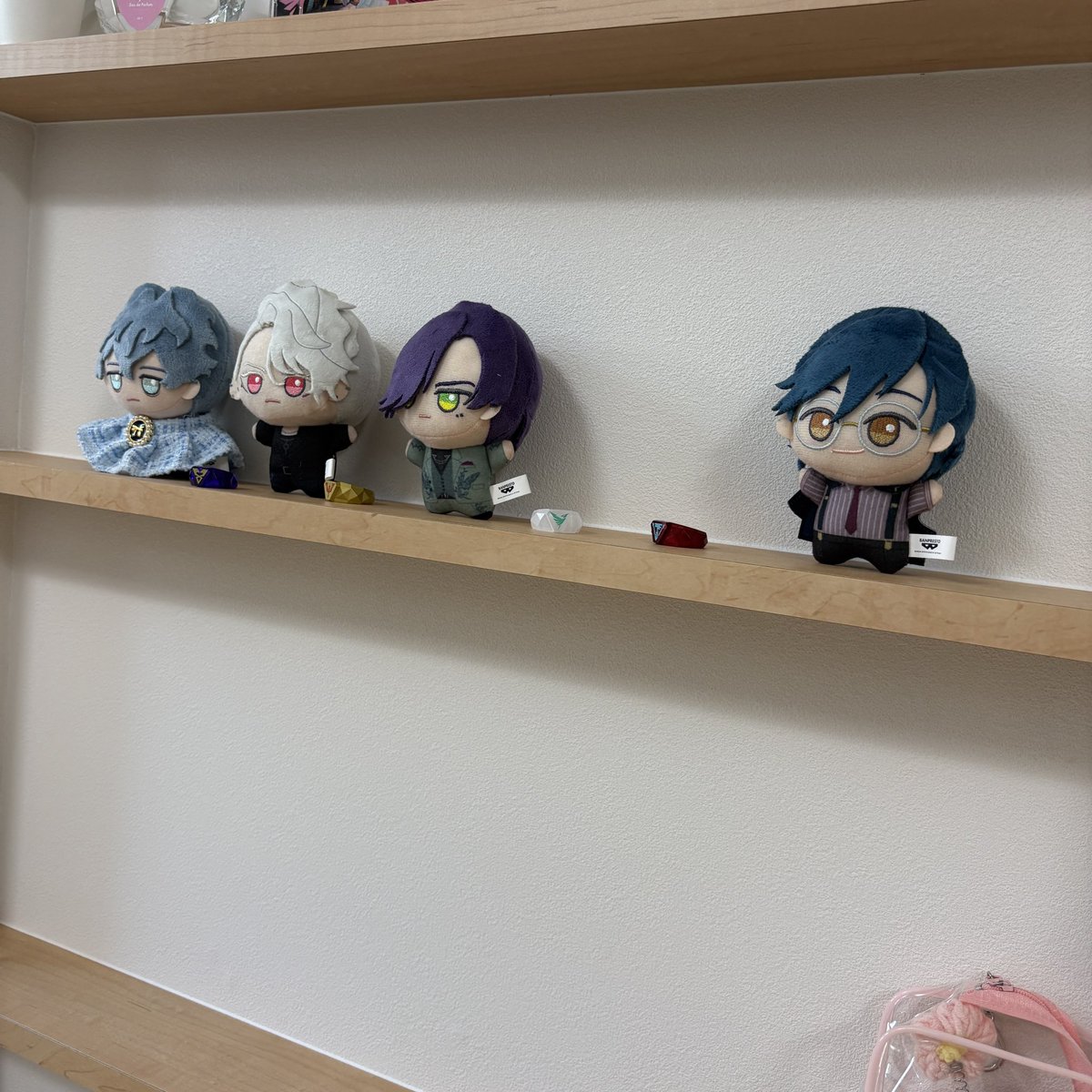 Pu_mi_08's tweet photo. ！？
起きたら一匹脱走してる。どこ？ https://t.co/VNqYhqIjko