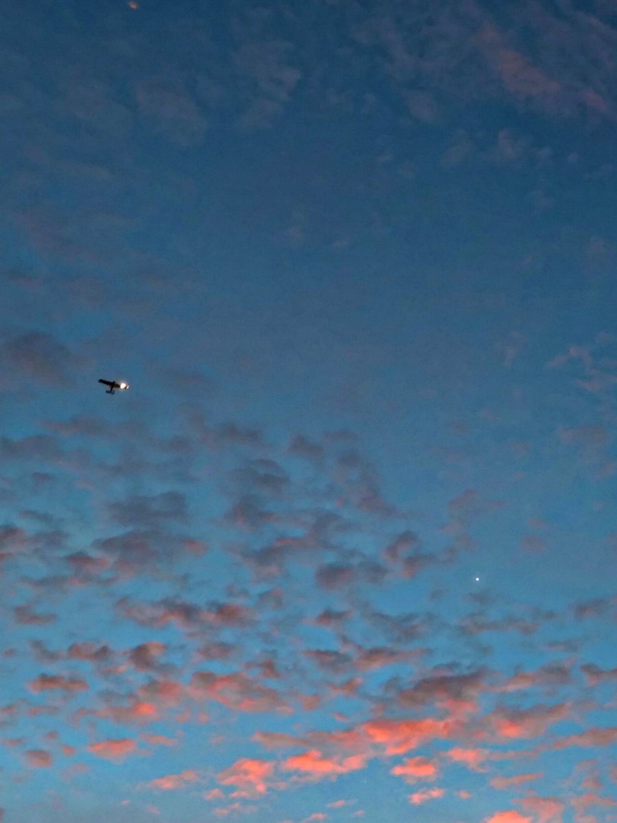 seba_sirius's tweet photo. Conjunción Venus/Avión https://t.co/juJ4F14ceO