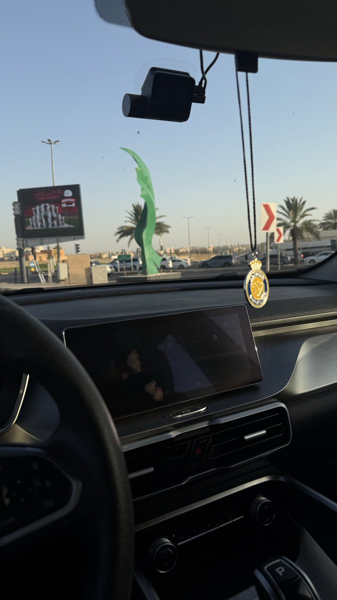 NCT1940's tweet photo. "وتظن ان محبتك عادية
لين تجلس على سجادتك وتبكي في دعائك له
وهنا بتدرك حجم محبتك ��للي يحتاج لها قلبين من كثرها." https://t.co/70bx67k36Z