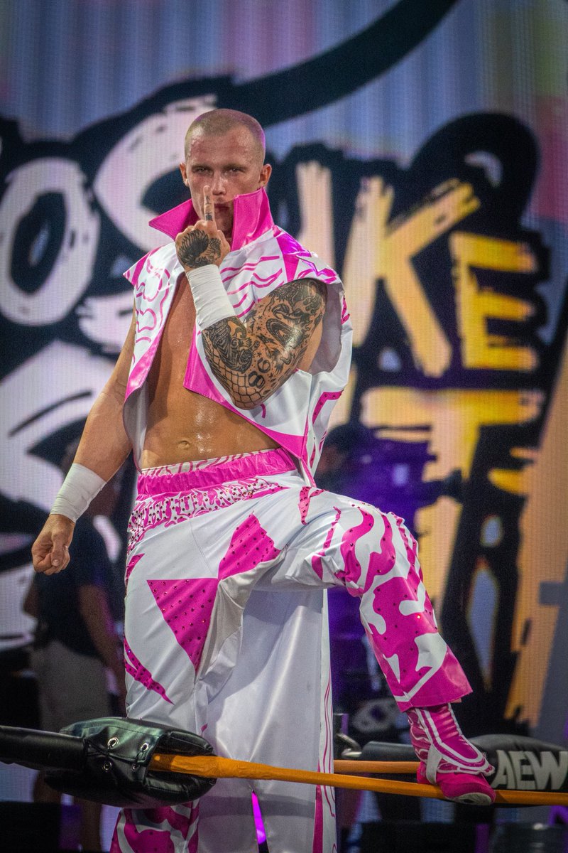 ProtostarKF's tweet photo. New gear from last night https://t.co/a6P90vrEBs