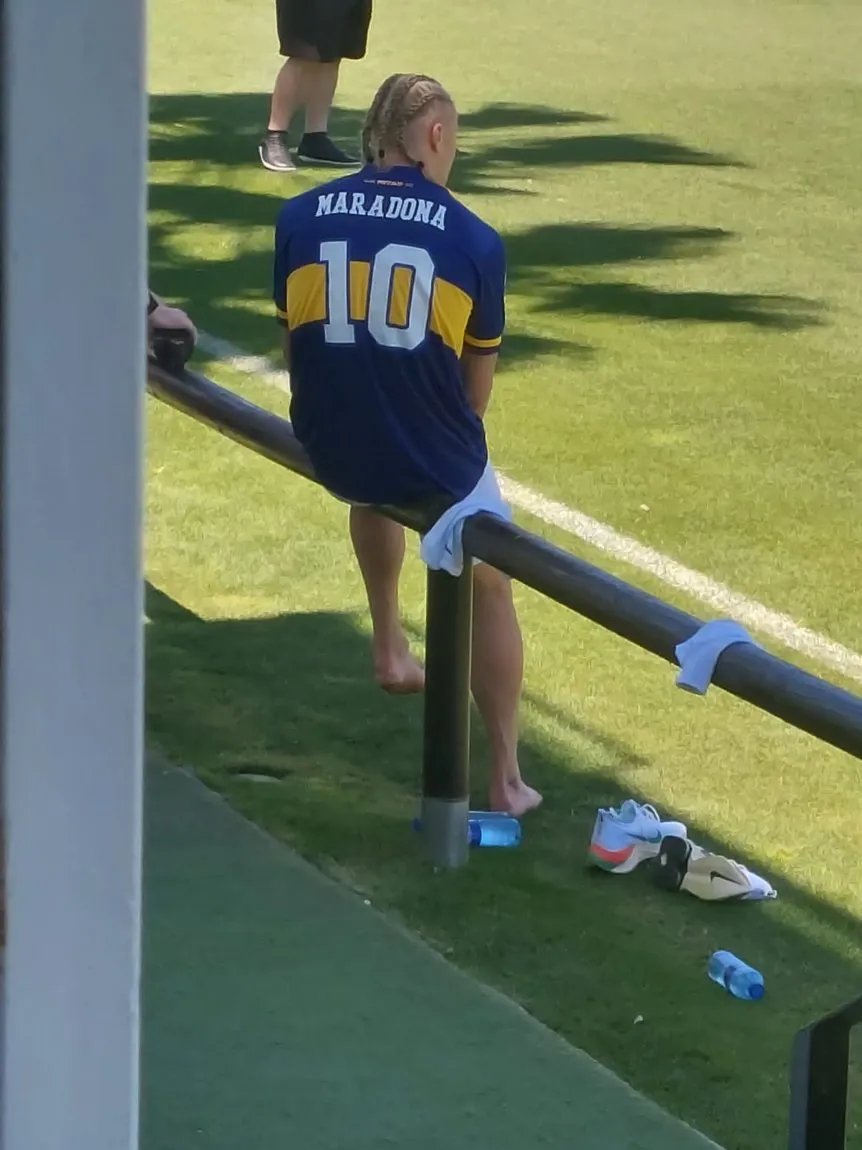 EscracheOk's tweet photo. @Steve_Banannon Como muchos brasileros, ama a boca https://t.co/GsxcUlhSJn
