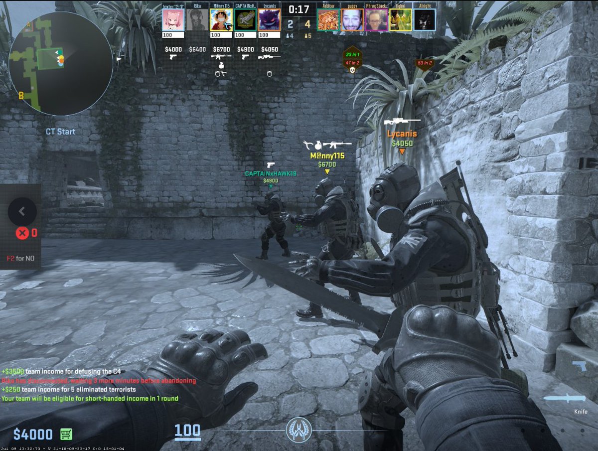 boxtermusic's tweet photo. weird @CounterStrike bug where, after joining a game, everyone's inventory gets set back to default with no skins https://t.co/Ja0JAeTkds