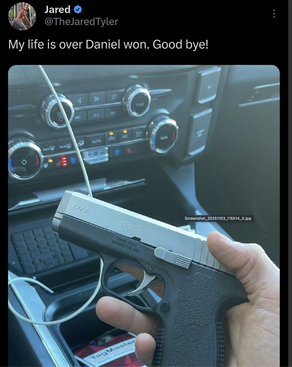 RPnotOK's tweet photo. @canogaparktwink I really hope that you see this, you seem very bright and have a promising future, please don't let this predator, @BigCMen, take you off of course, he will trap you, threaten you, destroy every relationship you have. . . RUN!!!!!! https://t.co/01pKVhaB1q