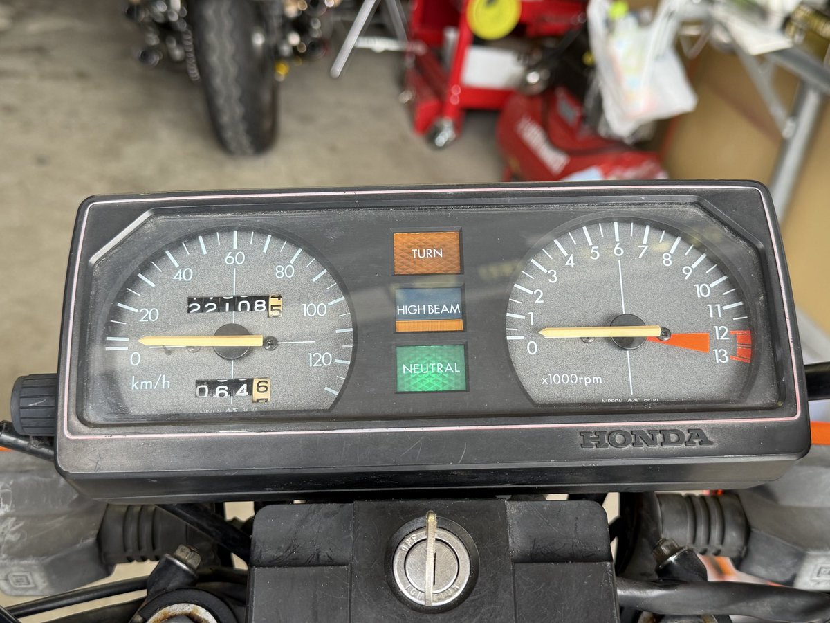 Ls8000_'s tweet photo. 売り
CB125T ミニバブ
実働・セル1
カスタム車両

詳細DM https://t.co/n5Wf93pnUI