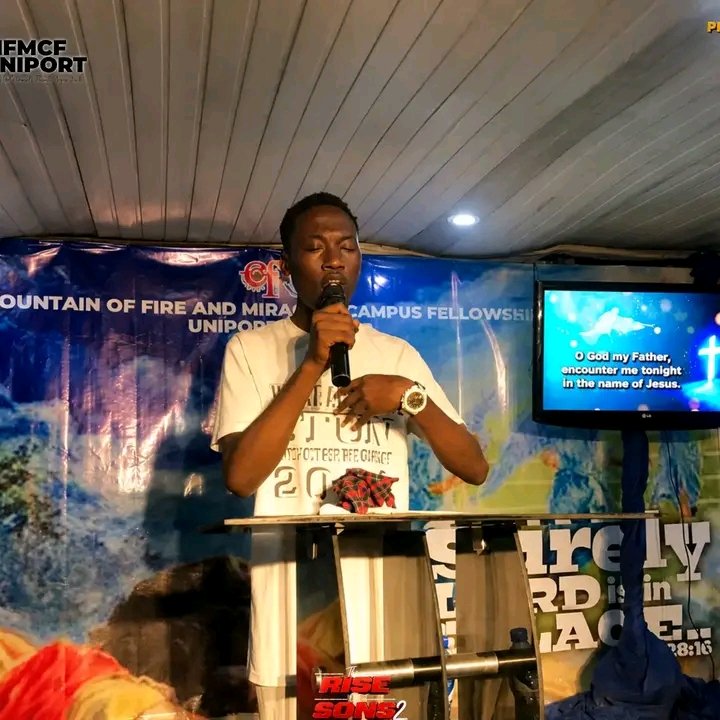 mfmcf_uniport's tweet photo. When prayers rise, chains fall. Hearts were stirred, burdens were lifted, and destinies aligned in God's presence. This wasn't just another prayer meeting, it was an encounter with heaven. 🔥🕊️ #PrayerChangesThings #RiseOfSons #SpecialPrayerMeeting #prayersession #mfmcfuniport https://t.co/7yxQXLHdi6