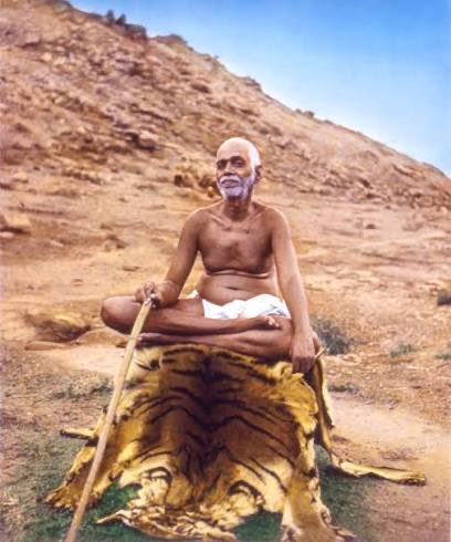RamanaEssence's tweet photo. SRI RAMANA MAHARSHI ON SURRENDER:

When you are traveling on a train, the train is carrying your luggage whether you choose to place it on the luggage rack or to carry it on your head. 

Likewise, whether you choose to surrender yourself or not, God is carrying all your burdens and making things happen as they are meant to happen. 

All you achieve by not surrendering is to suffer unnecessarily, just as you would if you were to carry your heavy luggage on your head while sitting inside the train.

Day by Day with Bhagavan