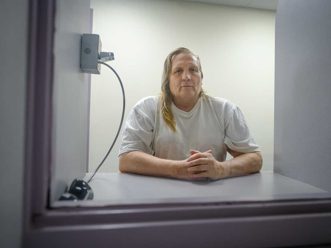 SaltyGoat17's tweet photo. Trump issued an executive order (EO 14168) directing the federal Bureau of Prisons (BOP) to house inmates according to biological sex

Meaning MEN with MEN and WOMEN with WOMEN

It's being implemented even though a few have been blocked.

Know what's funny?

NOT ONE instance of a biological WOMAN requesting to go to a MALE prison.  

NOPE!! Only MEN wanting to go to WOMEN'S prison.

Odd right?