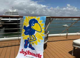 kualumni's tweet photo. Where could you use an eye-catching #KUAlumni exclusive beach towel featuring the 1912 Jayhawk?? The possibilities are endless! This week is your last chance to secure your towel with a gift of $60 of more in support of KU Alumni programs. Get yours here!
https://t.co/Xm05J49Prx https://t.co/weRn1tGJpe