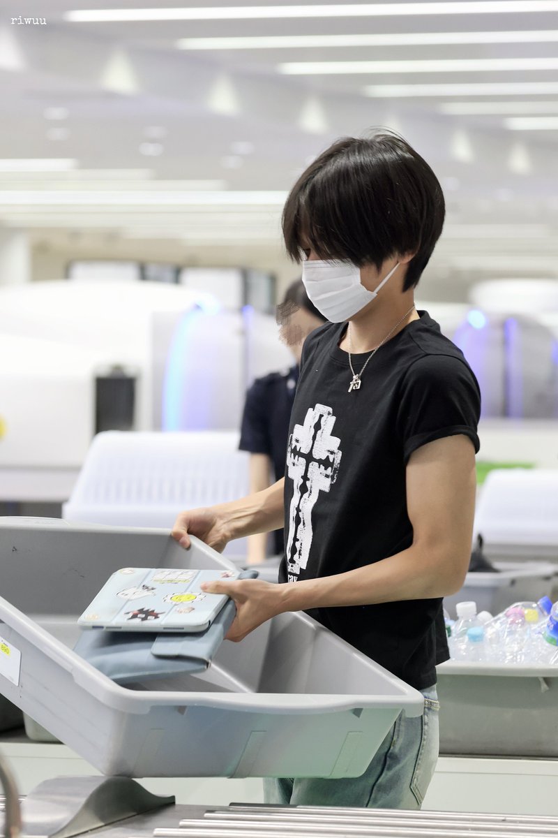 riwuu628's tweet photo. 260710 ICN
#리쿠 #リク #RIKU #前田陸 
#NCTWISH #엔시티위시 https://t.co/9vebonAo1C