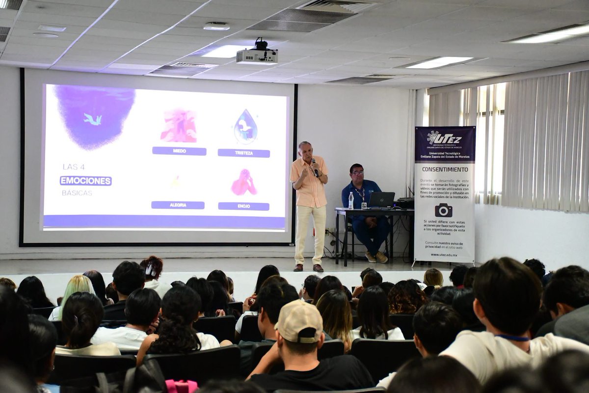 utezoficial's tweet photo. 🧠✨ Nuestra comunidad universitaria de las carreras de Mercadotecnia, Gestión del Capital Humano y Emprendimiento, Formulación y Evaluación de Proyectos participaron en la conferencia "Inteligencia Emocional y Gestión del Estrés:Claves para el Éxito Universitario y Profesional". https://t.co/wwTTbYTBl4