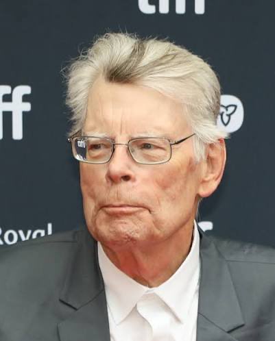 Dorkmafia's tweet photo. Name a better author than Stephen King. You can’t https://t.co/fGn5fM4Vaj
