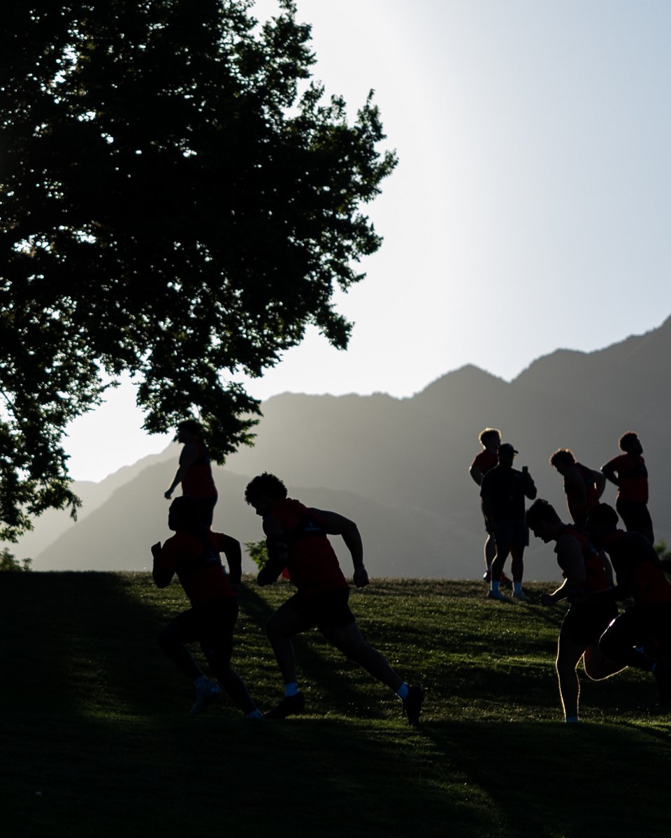 Utah_Football's tweet photo. Speed &amp; Power Day: 𝐒𝐮𝐠𝐚𝐫 𝐇𝐨𝐮𝐬𝐞 𝐏𝐚𝐫𝐤 𝐄𝐝𝐢𝐭𝐢𝐨𝐧 🏞️ https://t.co/Eiyv3rgu8d