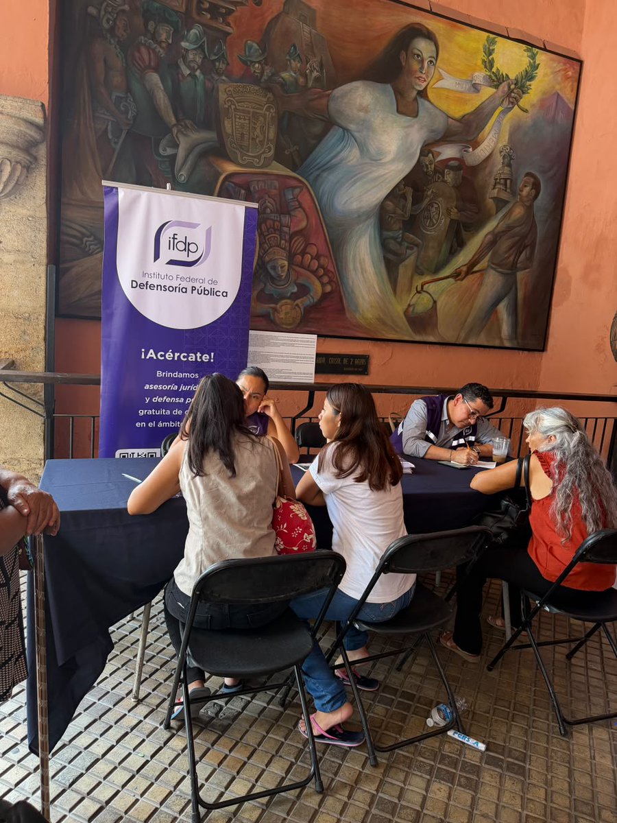 Ifdpyucatan's tweet photo. La Delegación Yucatán del Instituto Federal de Defensoría Pública estuvo presente ayer en el programa “Miércoles Ciudadano” organizado por el Ayuntamiento de Mérida.
#ServiciosGratuitos #DefensoríaPública #IFDP #OrgulloIFDP #IFDPYucatán #AccesoALaJusticia #LaCasaQueTeDefiende https://t.co/0iRp0qj0r4