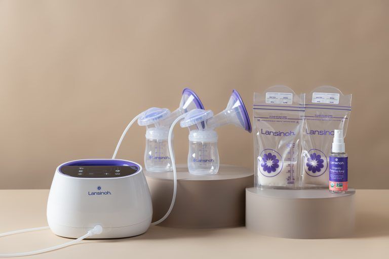NAPPAawards's tweet photo. Combines hospital-grade strength with modern operability. Mirrors a baby’s natural tongue-fluttering vibrations, helping 79% of moms who tried the pump express more milk @lansinohusa #nappaawards #playlearnconnect https://t.co/5fjXyB5HEw