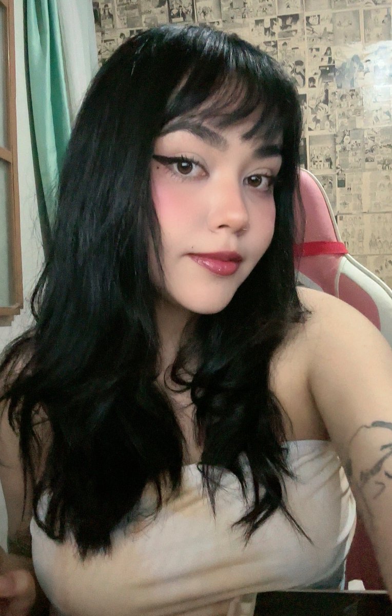 outermost6_'s tweet photo. indo viajar bem bela, bem linda https://t.co/qCjqVwh5NT