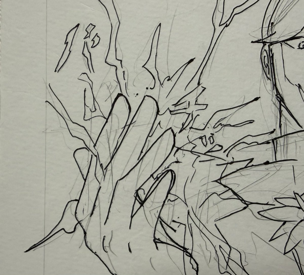 wkn_ym's tweet photo. エフェクトとか描いたこと無いのにアナログで描いてみようとして失敗の雰囲気を察しているので清書が上がらなかったらそういう事です。 https://t.co/j9UMJsSr0W