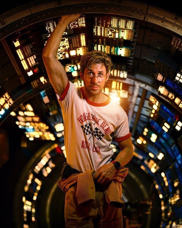 _1os3r's tweet photo. a Lord and Miller Flash movie with Gosling feels like the most obvious project to green light for the DCU, would completely revitalize the character https://t.co/MxWXaBSmtG