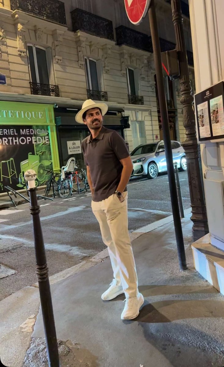 Lamavf's tweet photo. الله يسعدك ع قد ما ضحكنا اليوم معك، ورحلة موفقة باذن الله وتغطية اروع ما عندنا شك انت تحلي اي مكان تكون فيه @sultanal_enaz https://t.co/lWxx8RgiTA