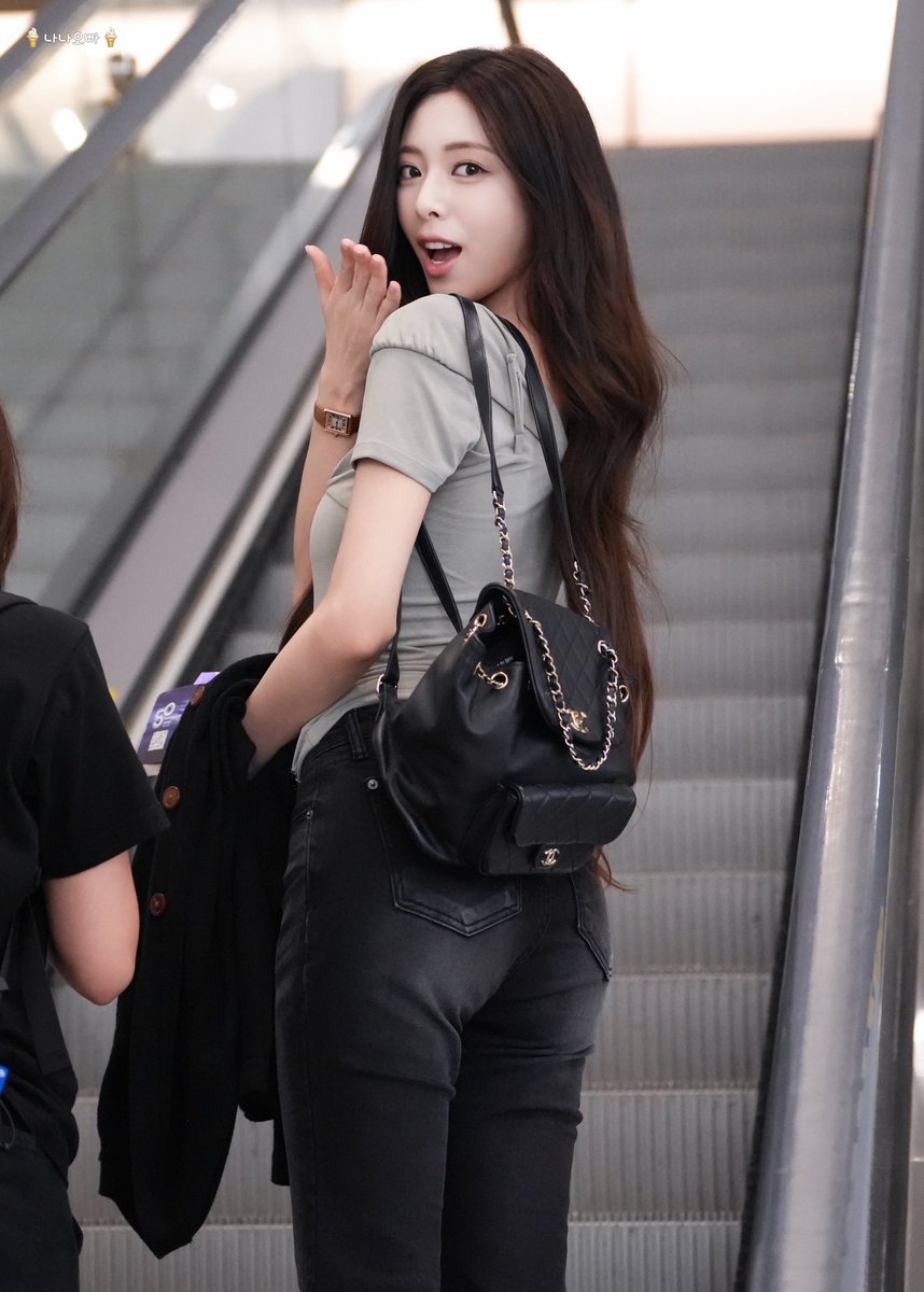 wow_yuna_1209's tweet photo. 260710ICN✈️yuna❤️유나😘

#ITZY #있지 #YUNA #유나 https://t.co/9Q15DpMy5o