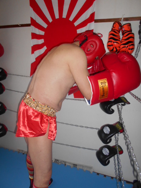 clinchboxing's tweet photo. 俺の田舎の小学校は　夏祭り以後は午前中だけの授業になって　でも　夏休みは２５日からだったんだよなあ。　その日が創立記念日だったけど　のちに別の日に変わって２１日から夏休みに　都会並みになったけど　午後は海水浴だったなあ https://t.co/xuKiwb1wrx