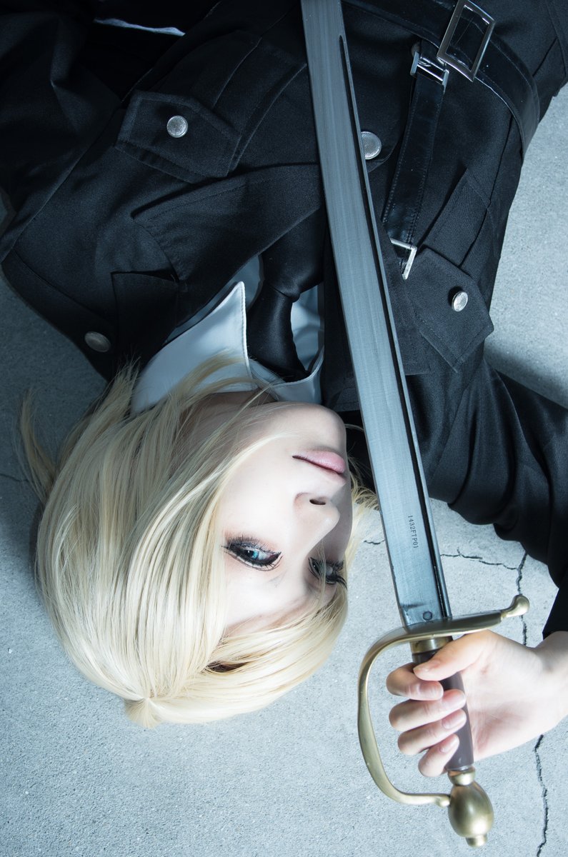 Hiten版画「偽装」 かつて私が、神も恐れぬ部隊の 魔術師大佐だった頃。 📸 haseruさん