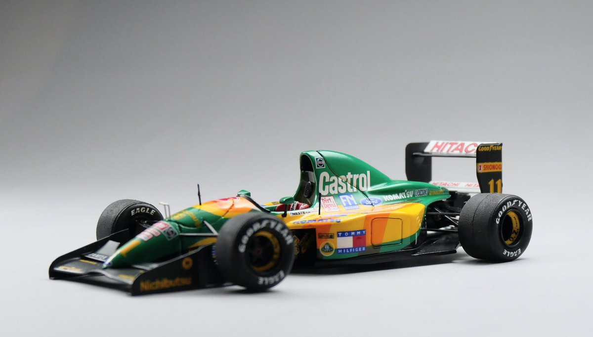 shimashima_f1's tweet photo. #過去作100台いけるかな
毎日1台ずつ出します！
81／100台目

1/43 TAMEO ロータス107

デビューレースは予選26位
やっちまったかと思いましたが、実は大当たりマシンでした👏

そのうちタミヤのキットでがっつり作り込みたいですねー（そのときは12番で） https://t.co/17VNpBBgVt