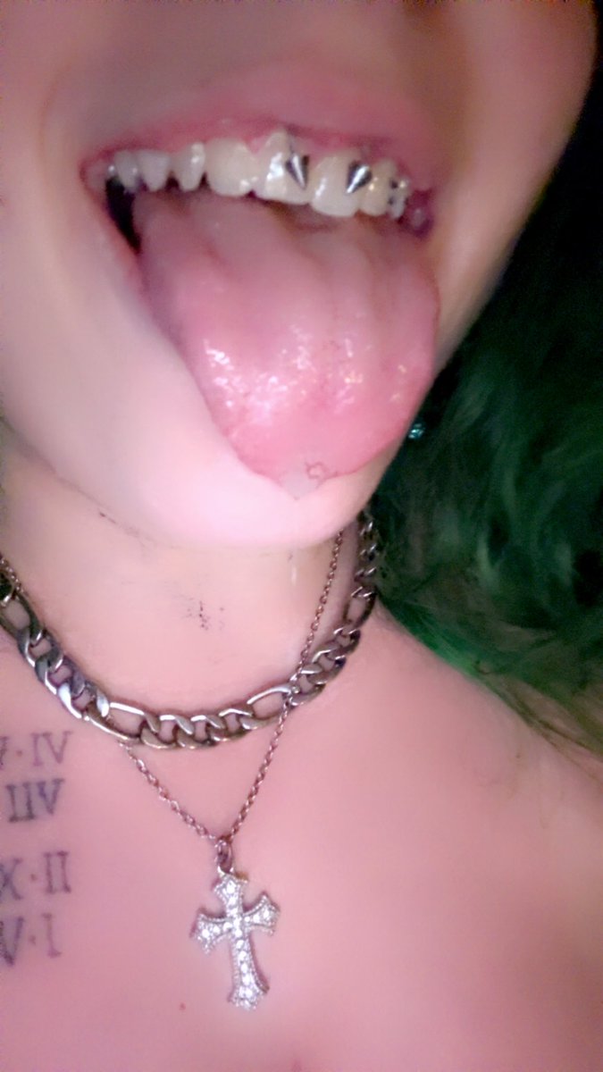 sableszn's tweet photo. updated intro🖤

✮ 22
✮ she/they
✮ bi switch (luv flirting w pretty girls)
✮ dark romance lover
✮ sleepy alt gamer
✮ seller
✮ moot hunting <3
#nsfw nsfwtwt nsfwalt nsfwgirl #nsfwㅤㅤtwt https://t.co/OT6MAWTZ5R