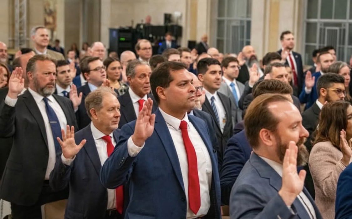 LakotaMan1's tweet photo. 100 new hires before being sworn in the Civil Rights Division of Trump’s Justice Department. 

Not a Black new civil rights hire In sight.

Very few women too. https://t.co/bEZE1jRkSX