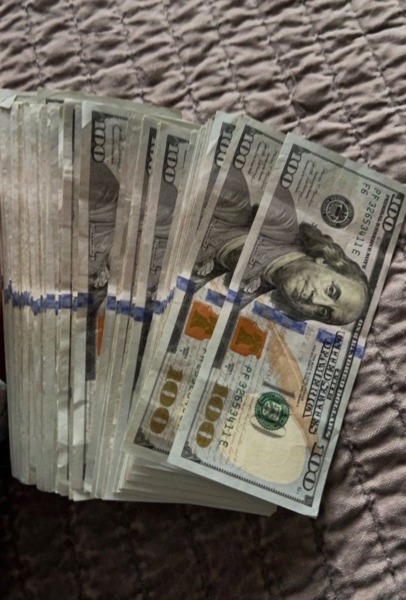 Johncoin_'s tweet photo. First 500 to like this post will receive money this Friday https://t.co/l3RbavJ5Pv