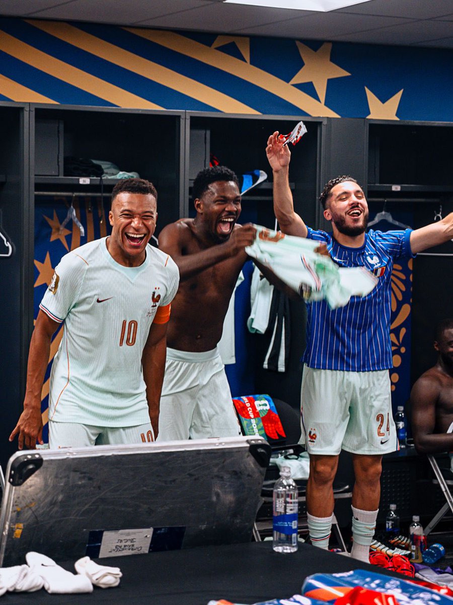 equipedefrance's tweet photo. De la joie à l’état pur. 😄🙌 https://t.co/KRO55aLilS