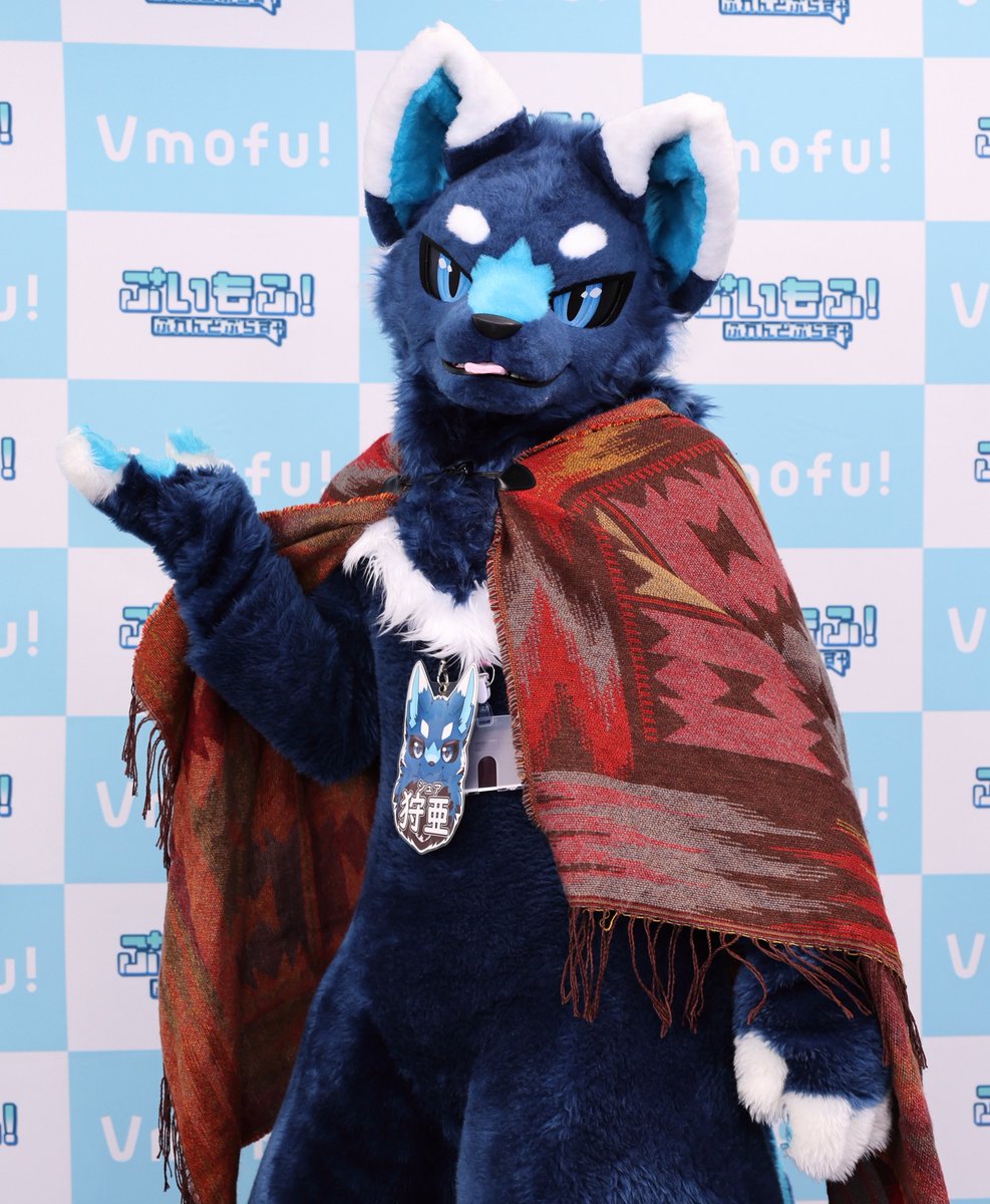 galfax1123's tweet photo. #FursuitFryday https://t.co/y4jI7AVMv8