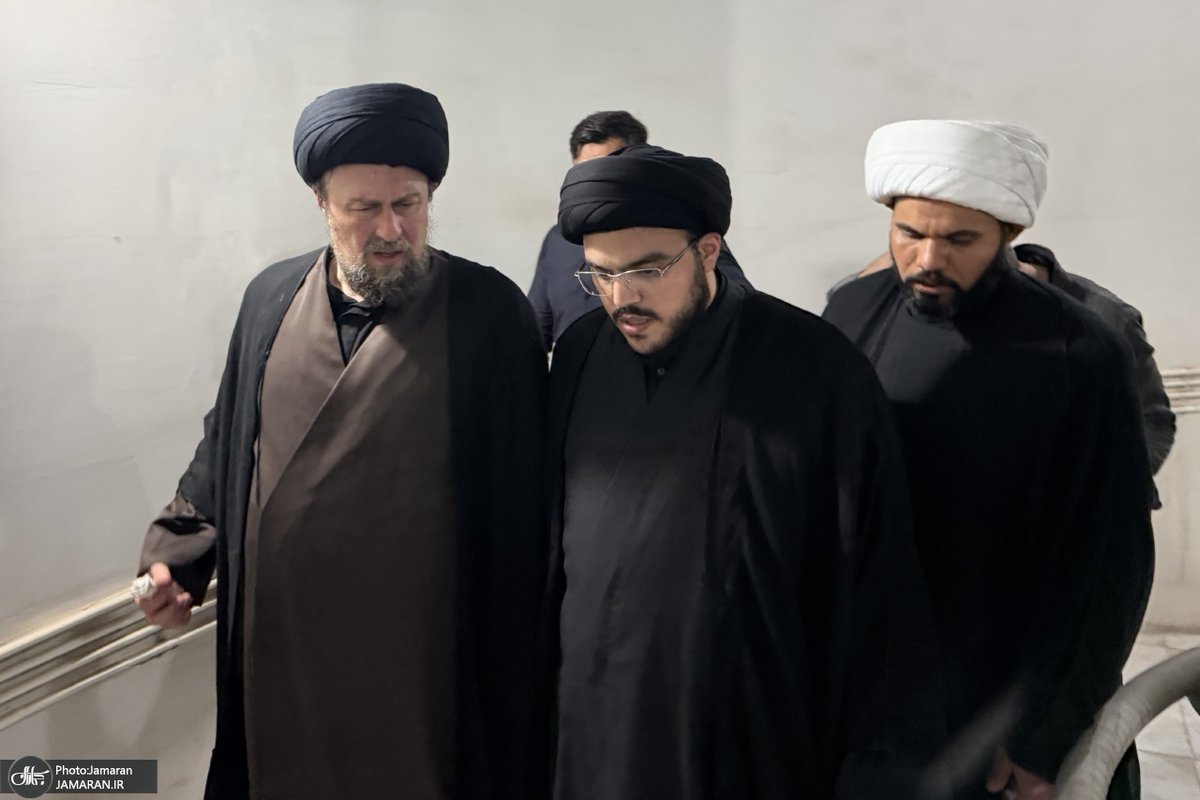 Durkheim1979's tweet photo. پسر خرس الله و نوه آفتابه به کون! https://t.co/dywnsmZxmI