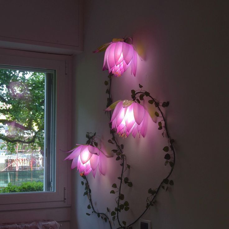 Vibranica's tweet photo. flower lamps https://t.co/VBF9miLliB