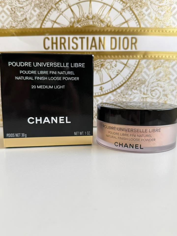 dcirtuo's tweet photo. แป้งฝุ่น Chanel Poudre Universelle Libre Natural Finish Loose Powder สี 20

มือ 1 ป้ายไทย

1990 https://t.co/mL1hRd11F8